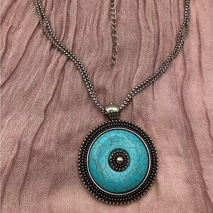 Paparazzi Epicenter of Attention Necklace 16” + 2.5” extender